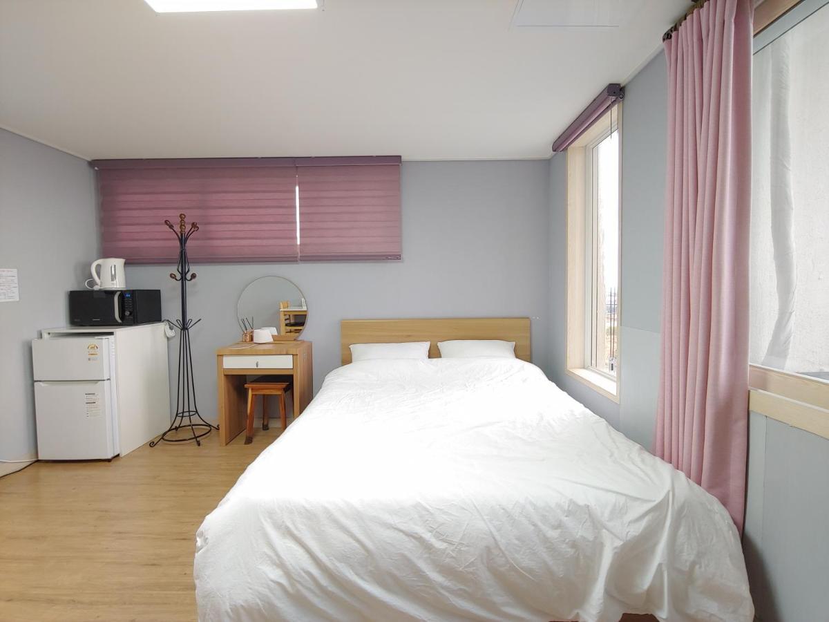 Eutteum-Won Pension Jeju Dış mekan fotoğraf